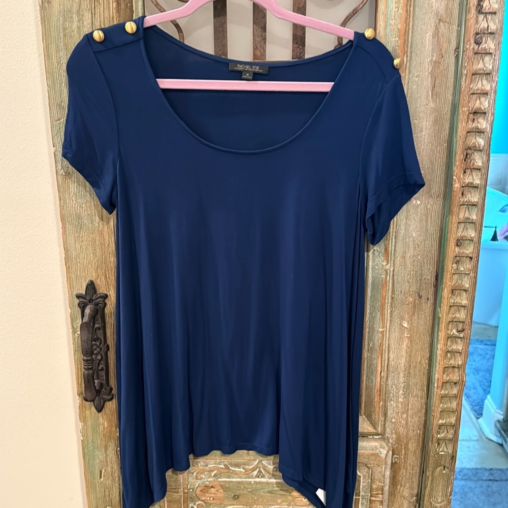 Rachel Zoe maternity top with gold detail on shoulder
